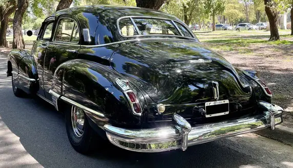Cadillac Fleetwood Sedán 4 Puertas