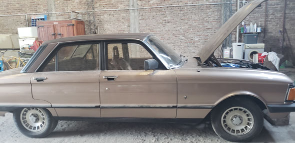 Ford Falcon