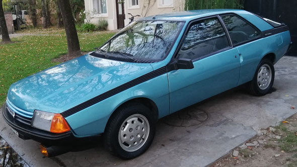 Renault Fuego GTX 2.2