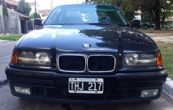 BMW 325i