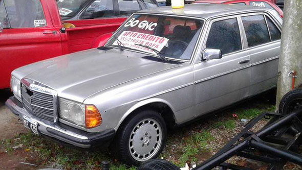 Mercedes Benz 230 E