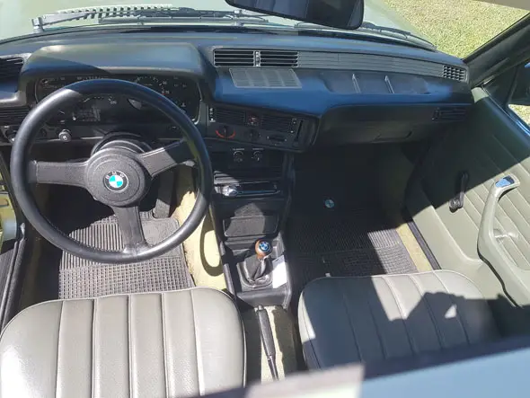 BMW 323i E21