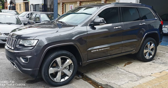 Jeep Grand Cherokee Overland
