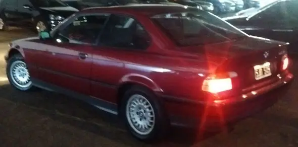 BMW 318 IS Coupé
