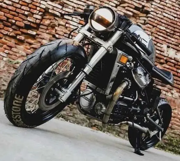Honda CX 500 Deluxe Cafe Racer