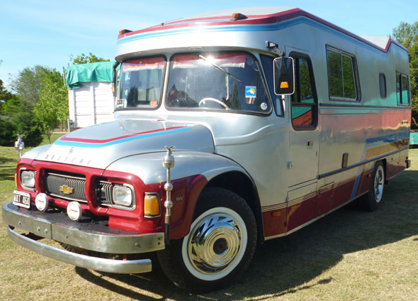Mercedes Benz  1518