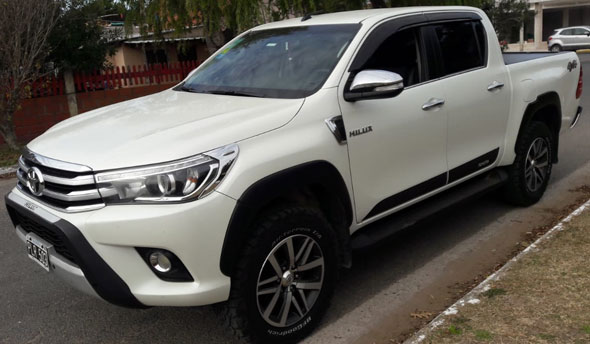 Toyota Hilux SRX 4x4