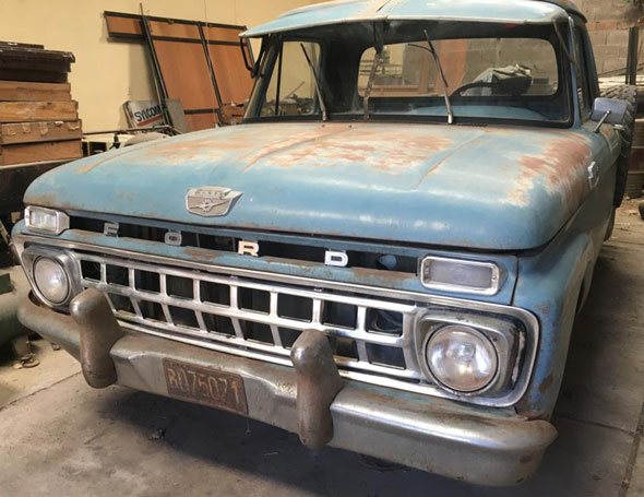 Ford F 100