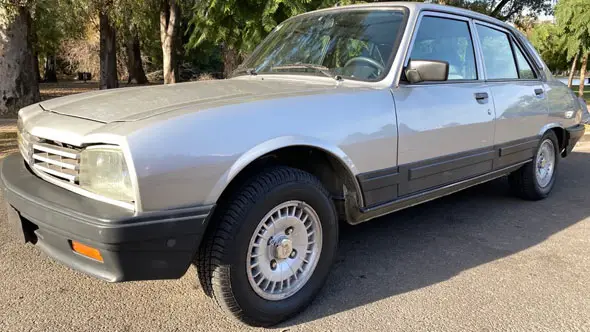 Peugeot 504