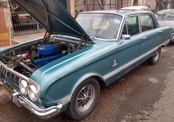 Ford Falcon de lujo