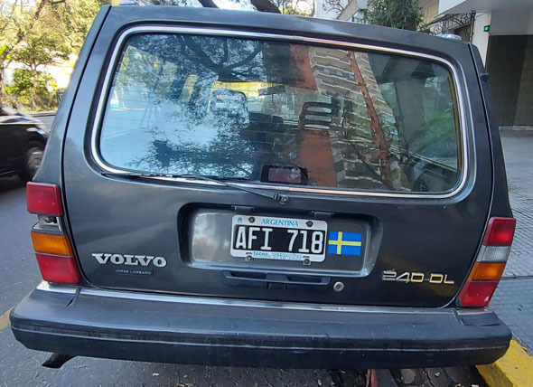 Volvo DL240