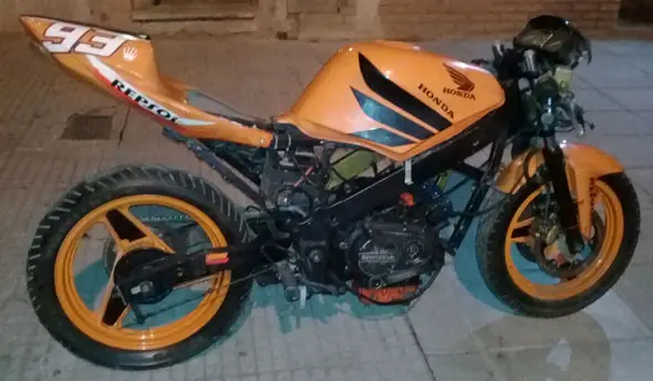 Honda VT250F