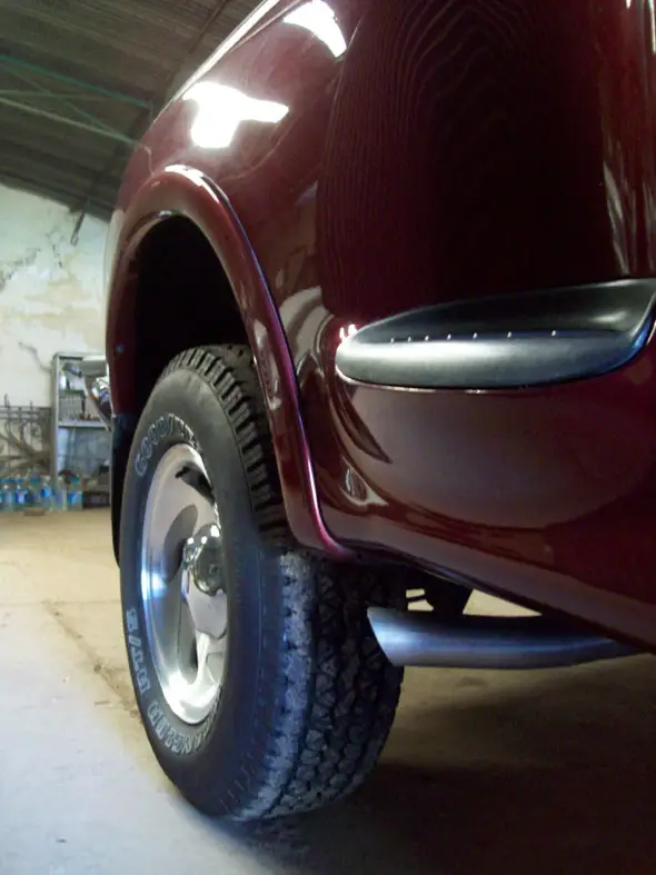 Ford  F150 Flareside Lariat 4X4 V8