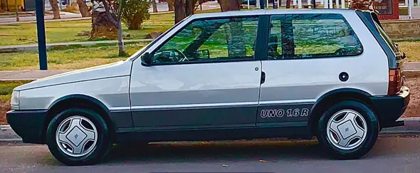 Fiat Uno 1.6R