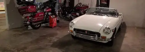 MG B