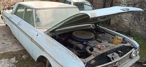 Ford Galaxie 500 Sedan