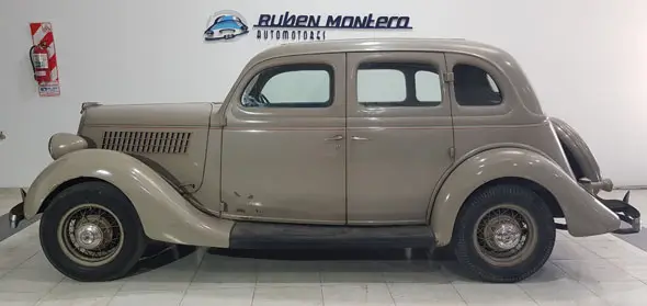 Ford  1935