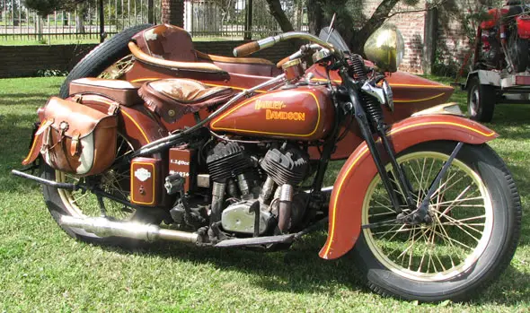Harley Davidson  Flat Head 1936