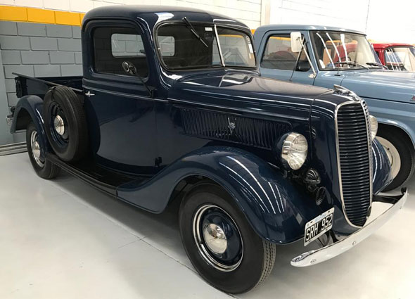Ford 1937 Pick Up