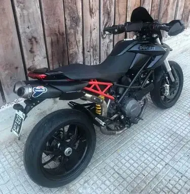 Ducati Hypermotard 796 2010