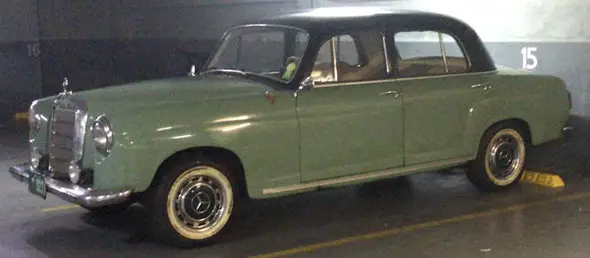 Mercedes Benz  Pontón