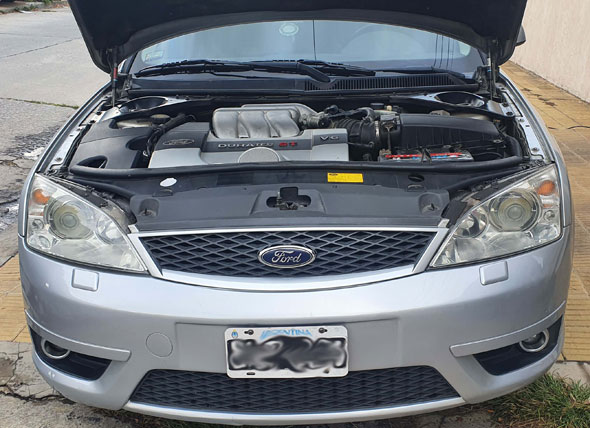 Ford  Mondeo ST 220