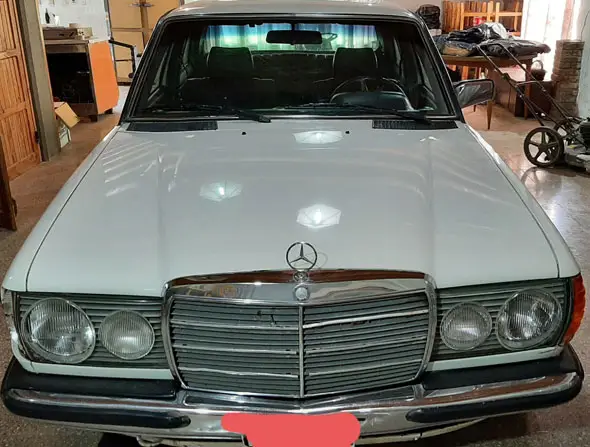 Mercedes Benz  C200