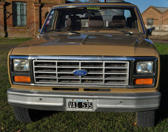 Ford F-100