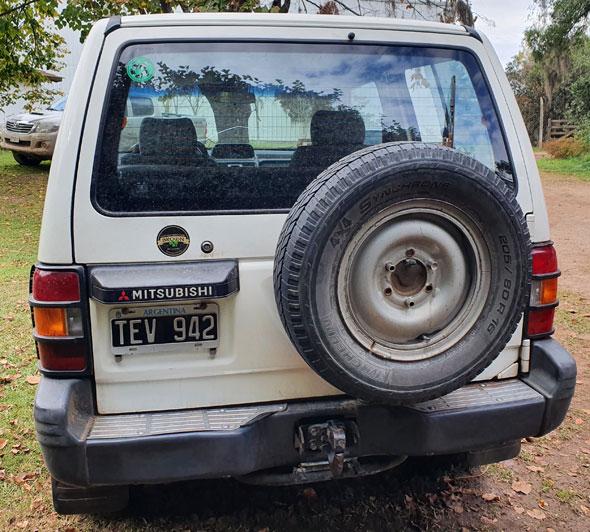 Mitsubishi  Montero