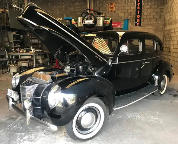 Ford 1940 Deluxe