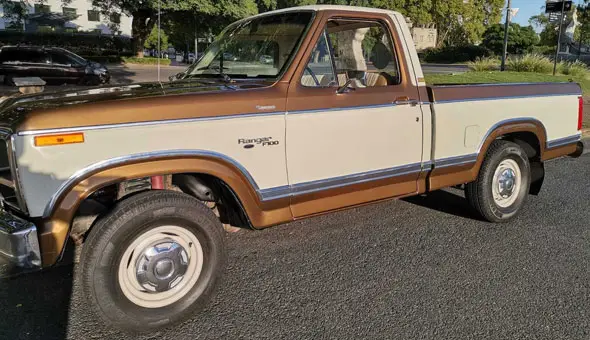 Ford Ranger Deluxe XLT