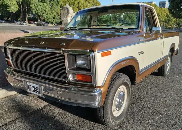 Ford Ranger Deluxe XLT