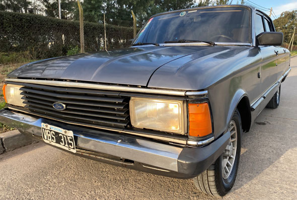 Ford Falcon