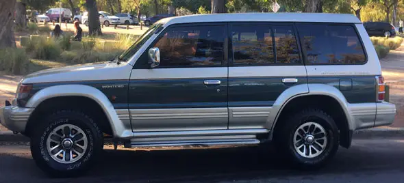 Mitsubishi Montero 2.5TD