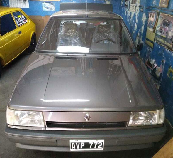 Renault 9 RL