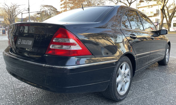 Mercedes Benz C240 AT