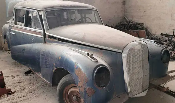 Mercedes Benz 300D