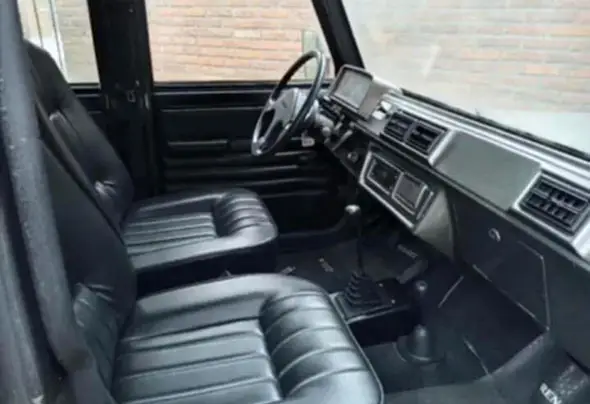 Jeep Mahindra MM900