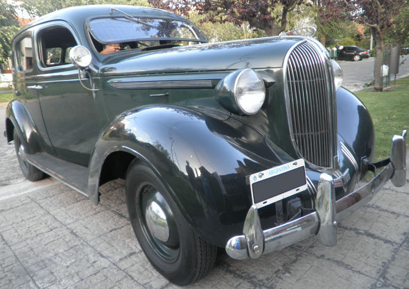 Plymouth 1938