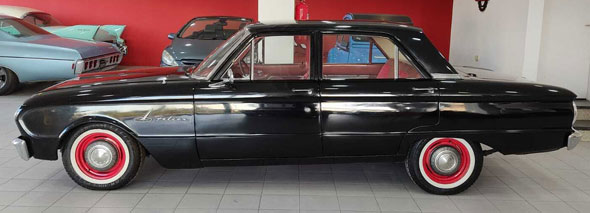 Ford  Falcon
