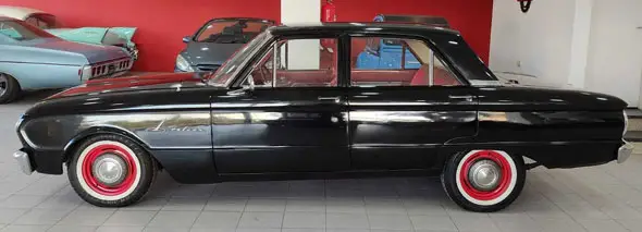 Ford  Falcon