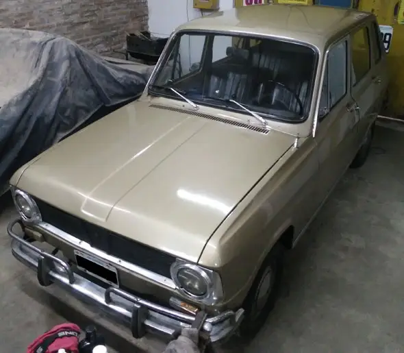 Renault  6