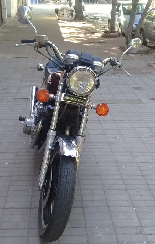 Honda CB900 Custom