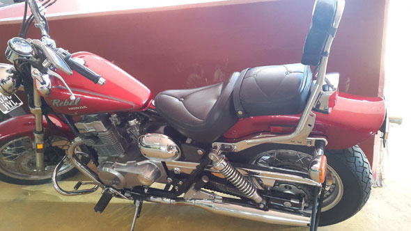 Honda Rebel 450 - Foto 4