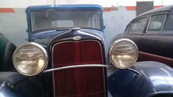 Ford  1932