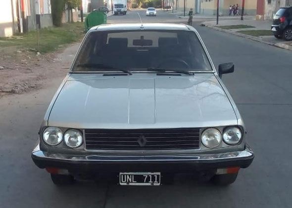 Renault 30 TS V6
