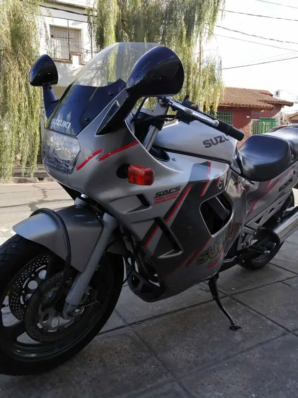 Suzuki GSX F 1992