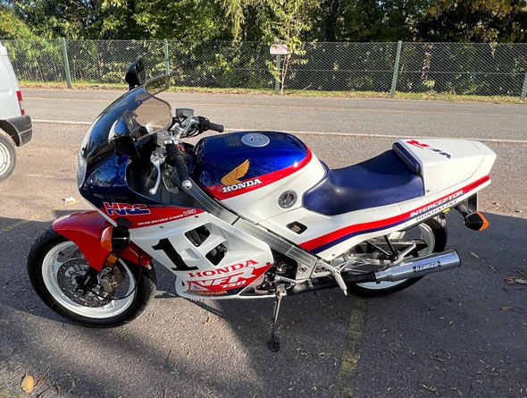 Honda  VFR 750 1986