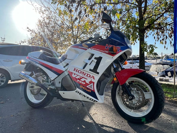 Honda VFR 750 1986 - Foto 4