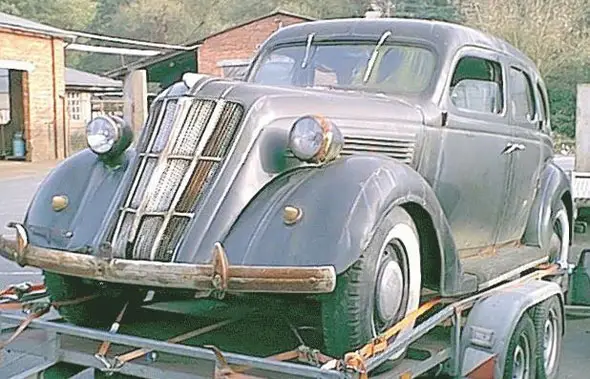 Nash  Ambassador 1936